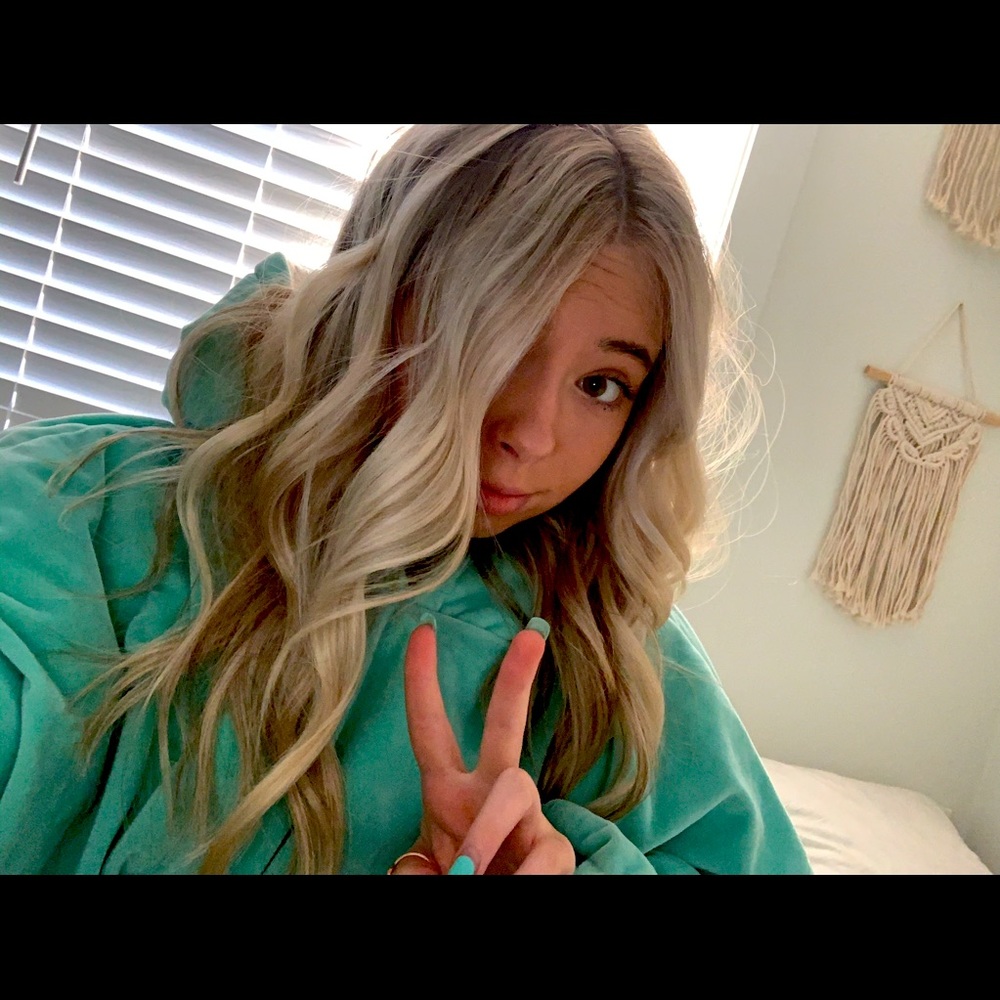 Meet your Posher, Hadley